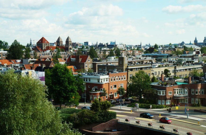 Legal Certainty in the Netherlands: English-Language Courts and Corporate Law